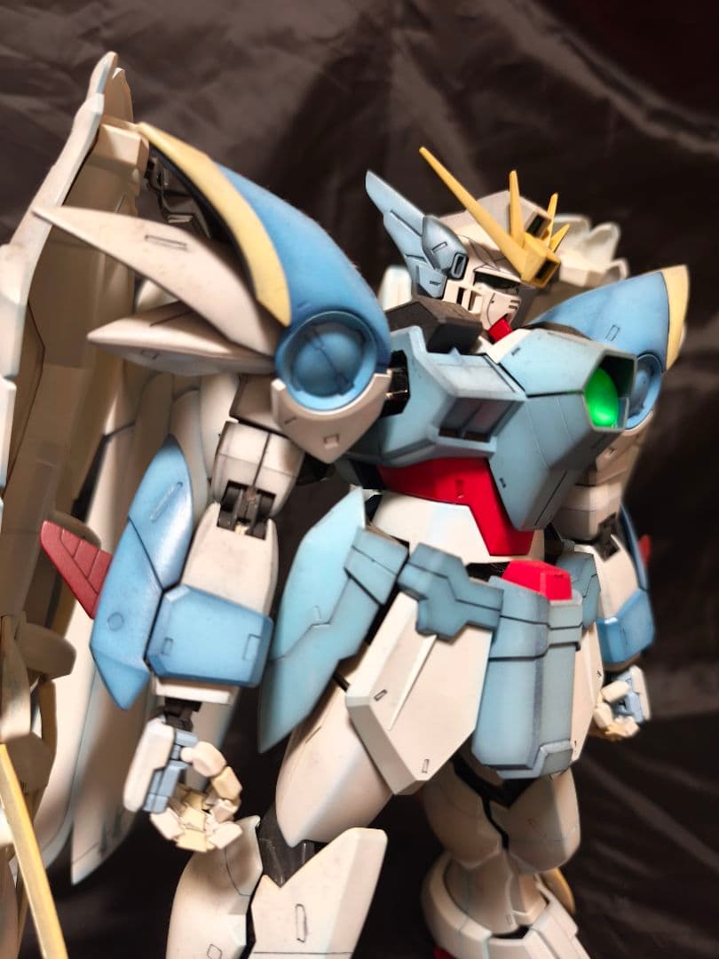 PG 新機動戦記ガンダムW Endless Waltz スノーホワイト完成品 - メルカリ