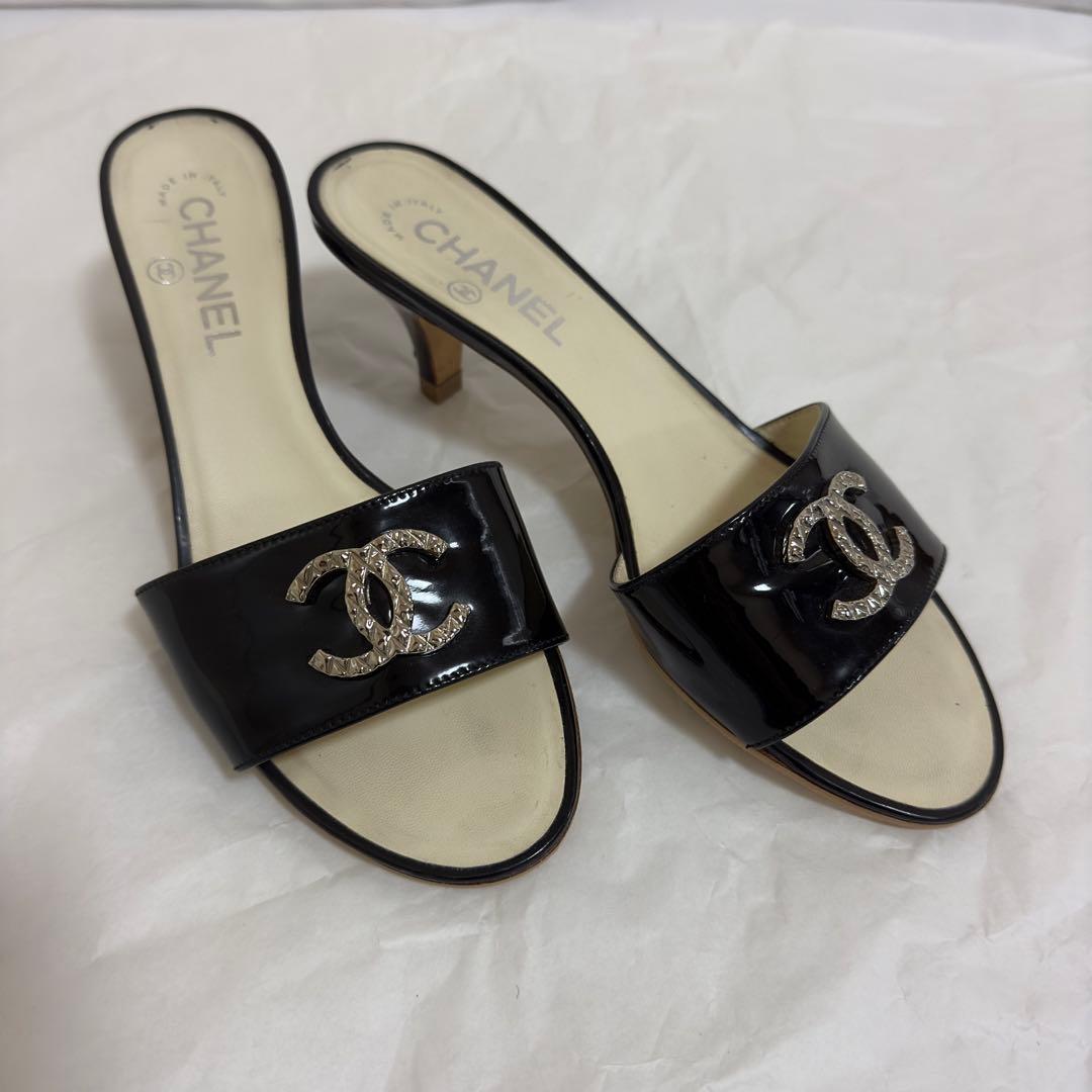 CHANEL シャネル ミュール サンダル 37ハーフ ココマーク CHANEL（シャネル） （新品・未使用品）シャネル ココマーク サンダル