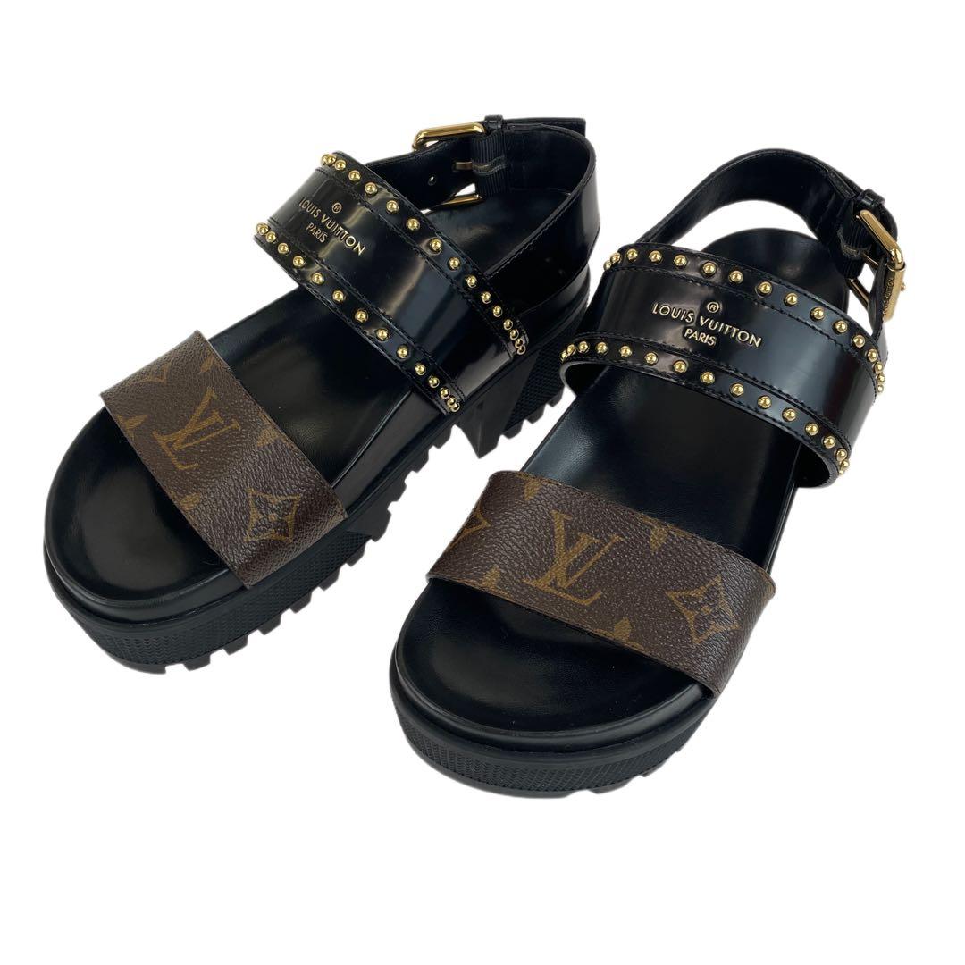 Louis Vuitton スタッズ付きサンダル