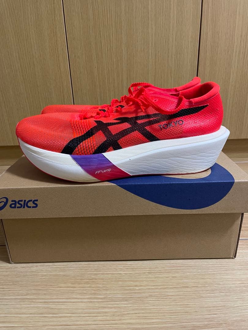 アシックス　メタスピードスカイTOKYO 26.5cm