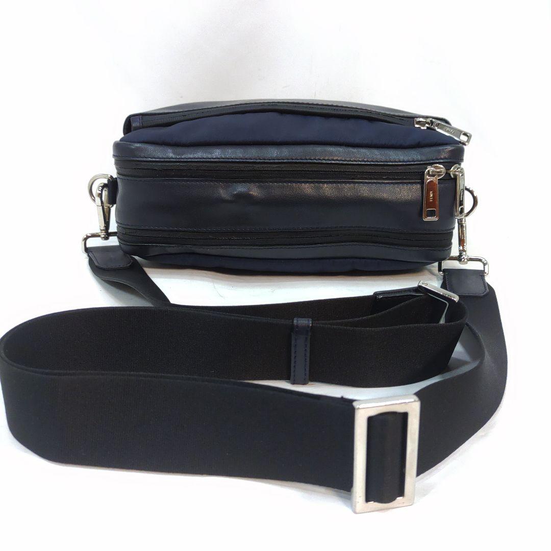 フェンディ モンスター カメラバッグ ショルダーバッグ レザー