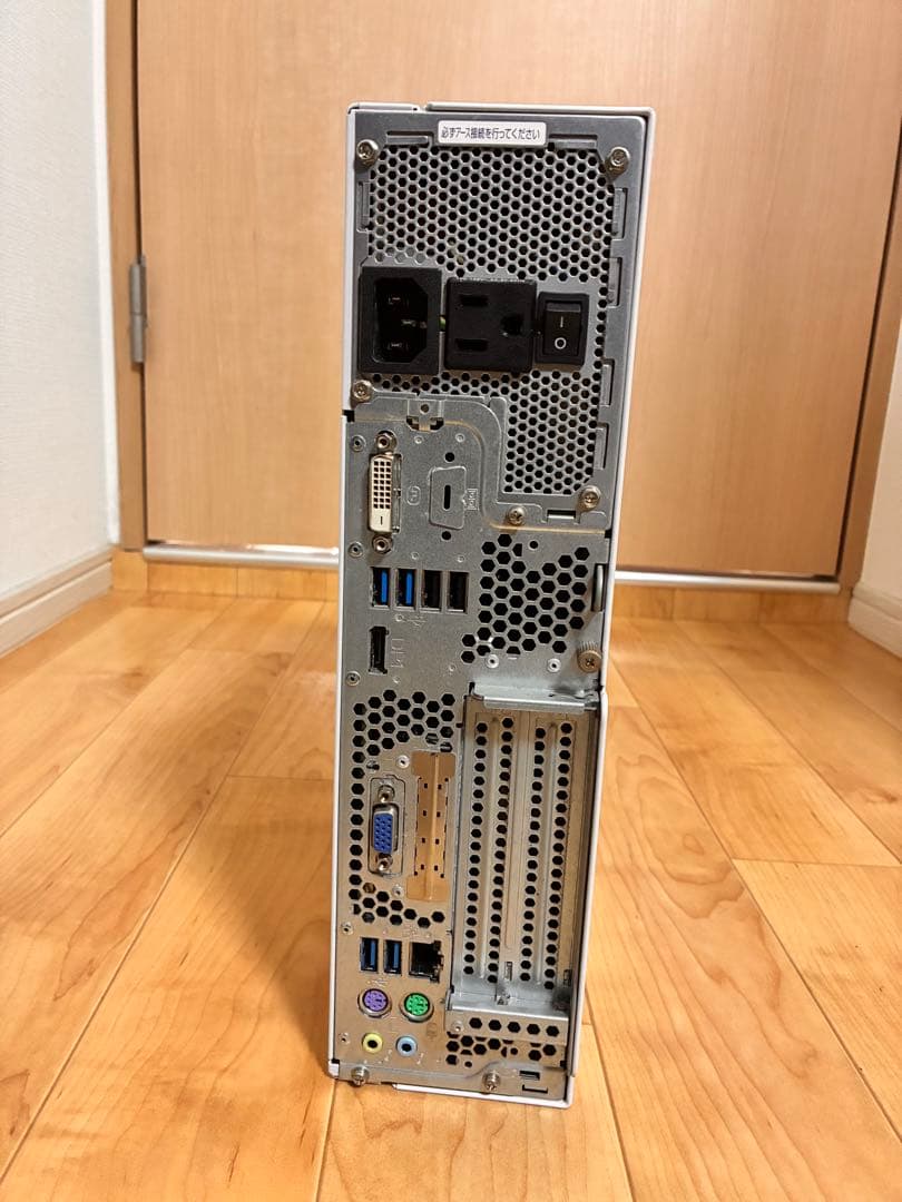 富士通 ESPRIMO FMVD3802LP D588/TXi5 8500