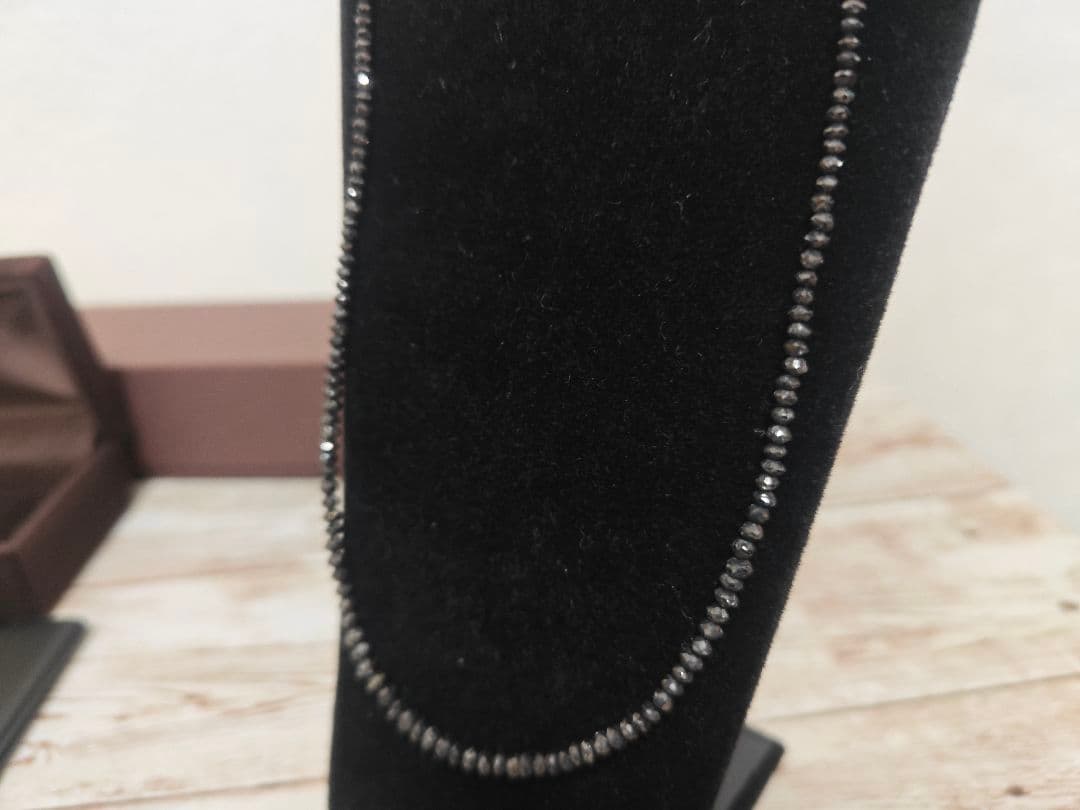 ブラックダイヤモンド ネックレス K18WG 20.0ct 磁気