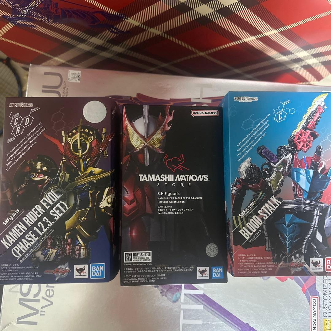 S.H フィギュアーツ　仮面ライダーエボル　 セット 仮面ライダービルド』S.H.Figuarts 仮面ライダーエボルが6月21日予約