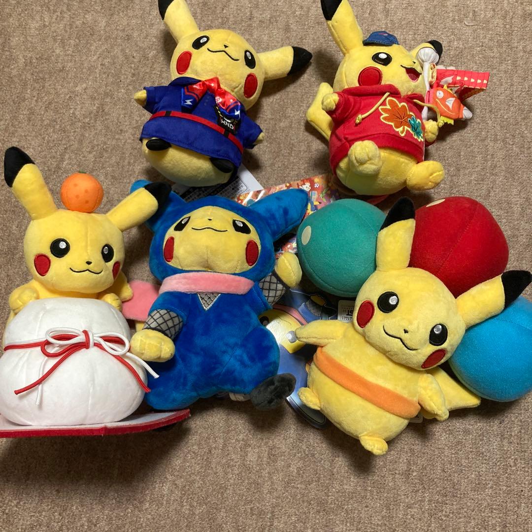 ピカチュウ ぬいぐるみセット Amazon.co.jp: 三英貿易 ポケットモンスター ALL STAR COLLECTION