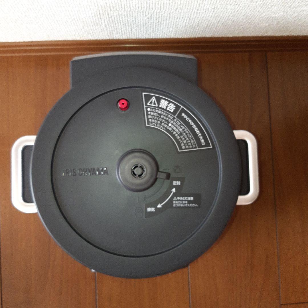 アイリスオーヤマ　電気圧力鍋　IRIS KPC--B　ブラック　2.2L