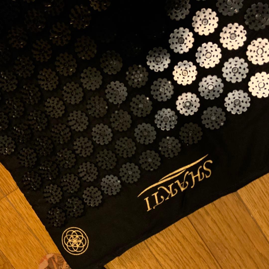 シャクティマット ブラック - メルカリ