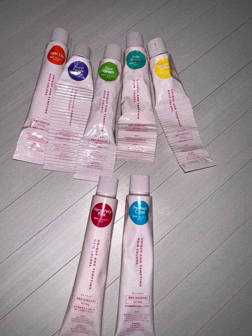 ナシード・ティントバー・スロウ カラー剤セット 未開封87本➕半端21本