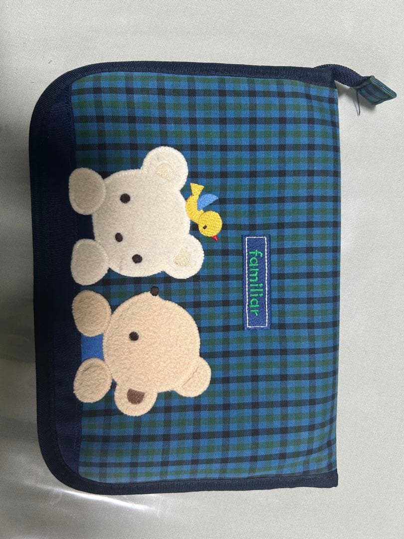 母子手帳ケース クマ刺繍 チェック柄 神戸市の母子手帳入ります - メルカリ