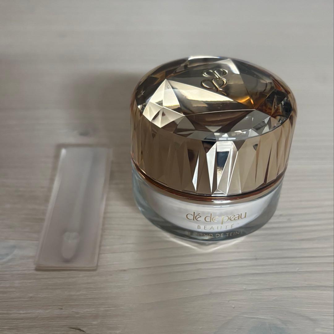 クレドポーボーテ　ル・フォンドゥタンｎ ル・フォンドゥタンn - ファンデーション - メイクアップ | クレ・ド