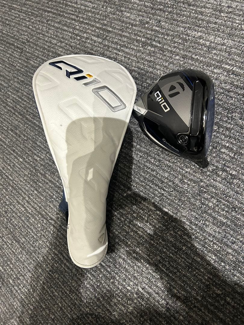 TaylorMade QI 10ドライバー 9.0度 ヘッドカバー付き - メルカリ