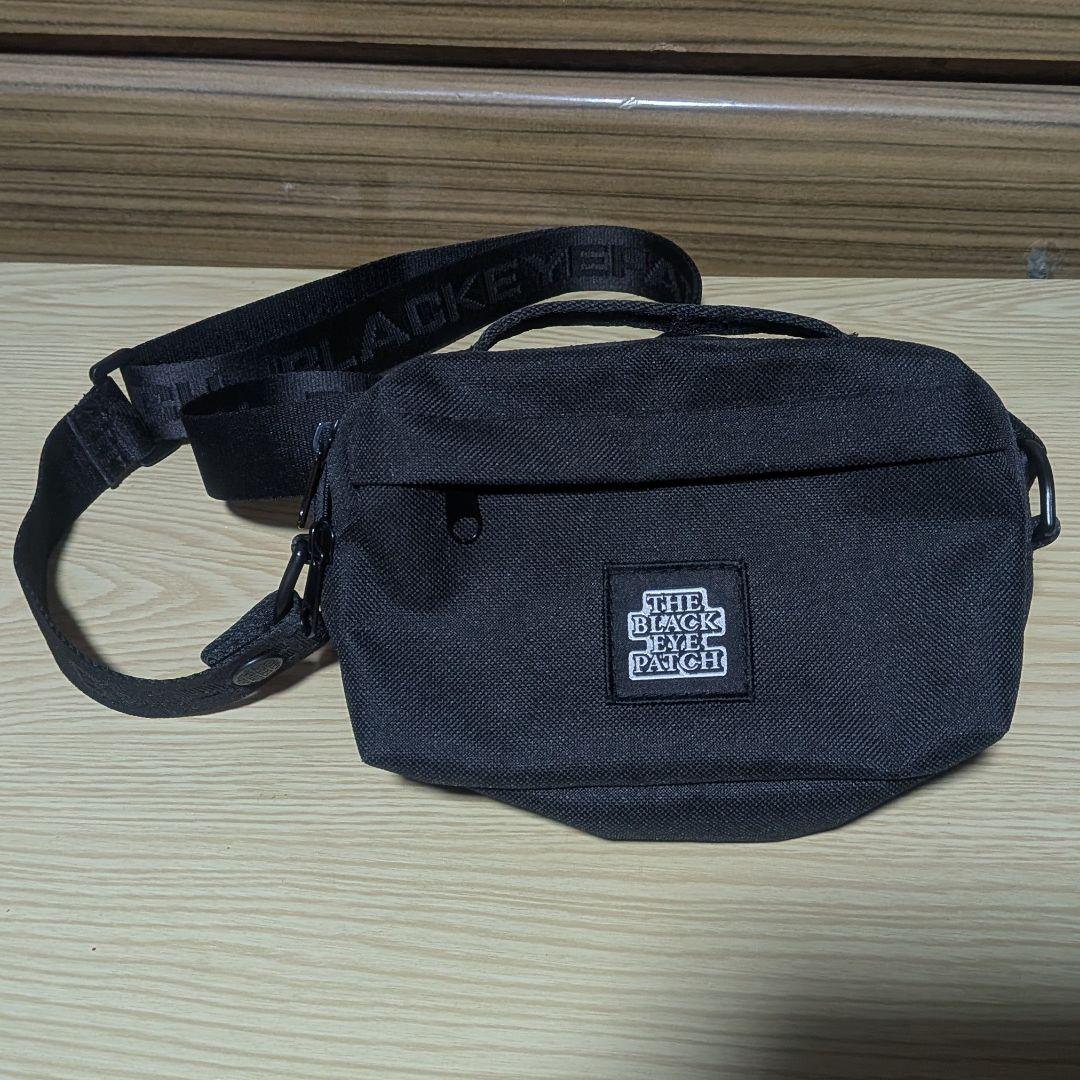 BLACKEYEPATCHブラックアイパッチ ミニショルダーバッグ - メルカリ