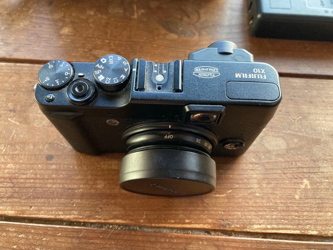 デジタルカメラ Fujifilm X10 Amazon.com : Fujifilm X10 12 MP EXR CMOS Digital Camera with f2.0