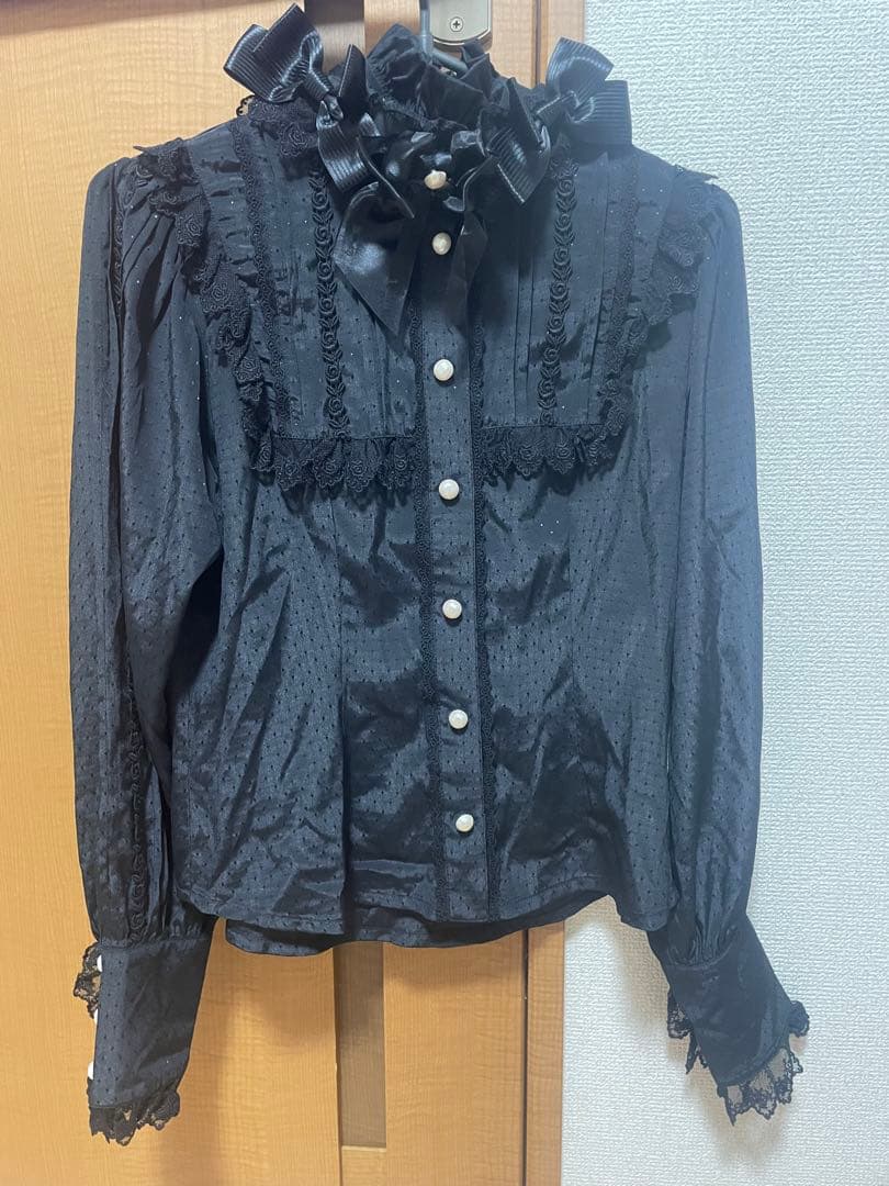 ベイビーザスターズシャインブライト 長袖ブラウス 黒 BABY,THE STARS SHINE BRIGHT（シャツ/ブラウス(長袖/七分)）のフリマ