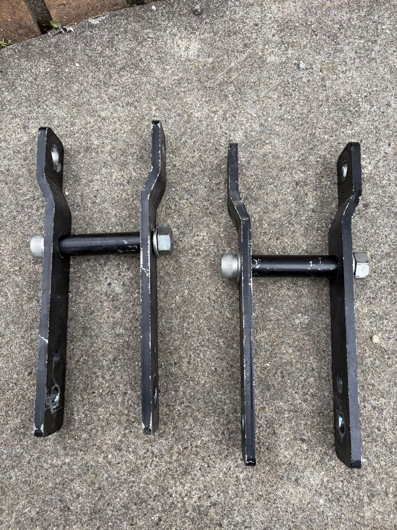 ハイエースRINEI 2段調整ロングシャックル(約25〜50mmリフトアップ shuei4wd_n0073