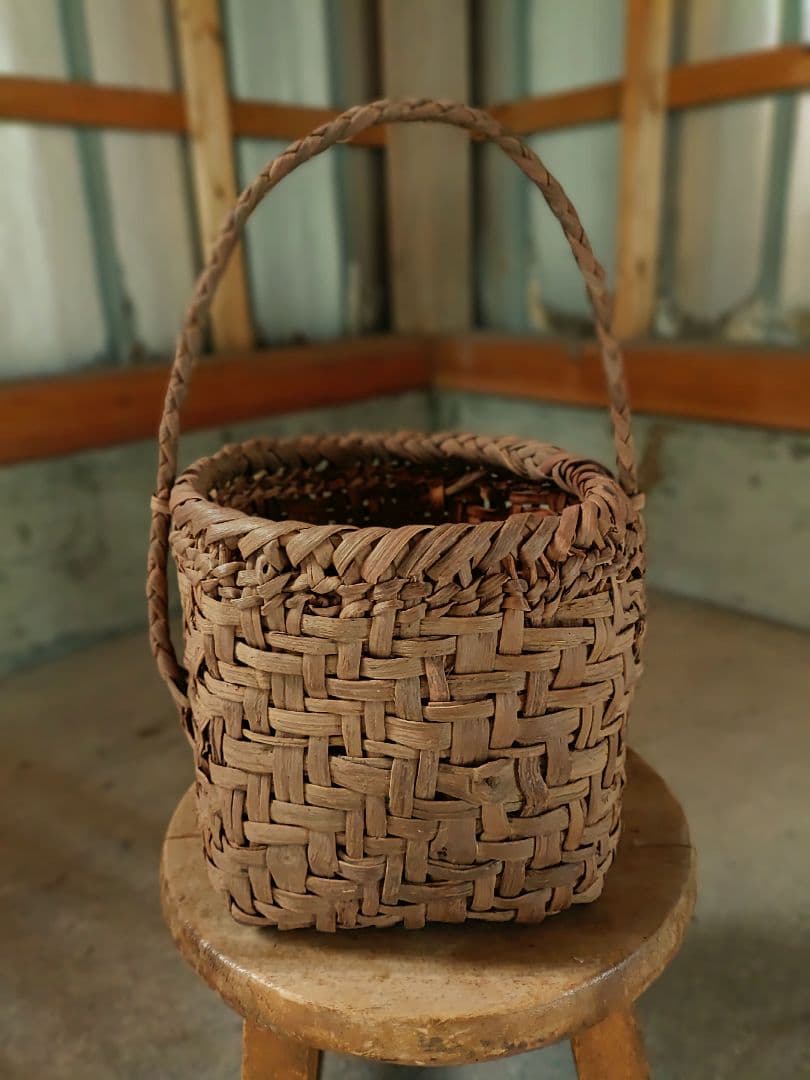 信州安曇野の山葡萄籠バック　里山手仕事 信州安曇野の山葡萄籠バック 里山手仕事 k*i様 信州安曇野の山葡萄かご