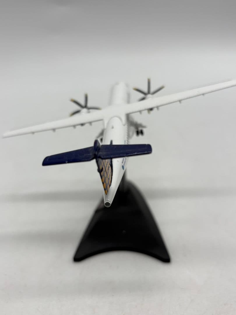 Lufthansa Regional ATR 72-500型機ダイキャストモデル - メルカリ