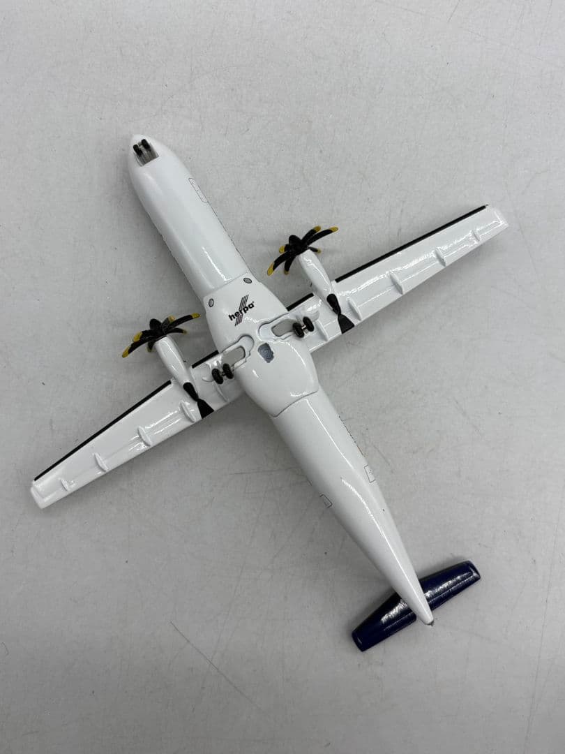 Lufthansa Regional ATR 72-500型機ダイキャストモデル - メルカリ