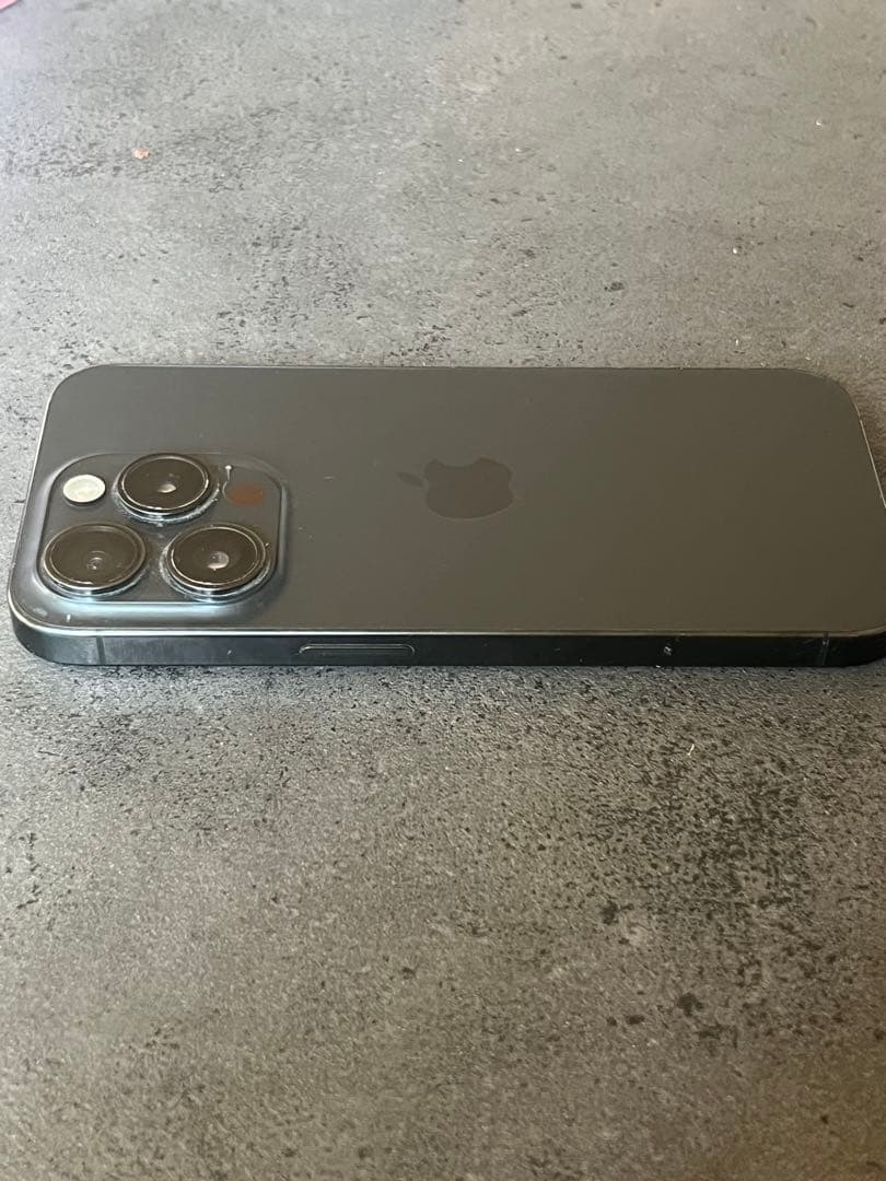 iPhone 15pro 画面ジャンク品 - メルカリ
