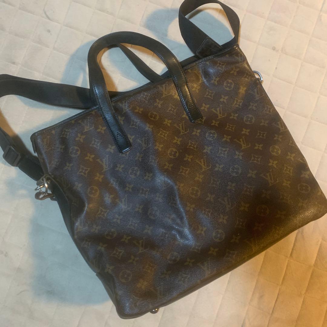 Louis Vuitton ダークブラウン トートバッグ Louis Vuitton ダークブラウン トートバッグ Louis Vuitton ブラウン