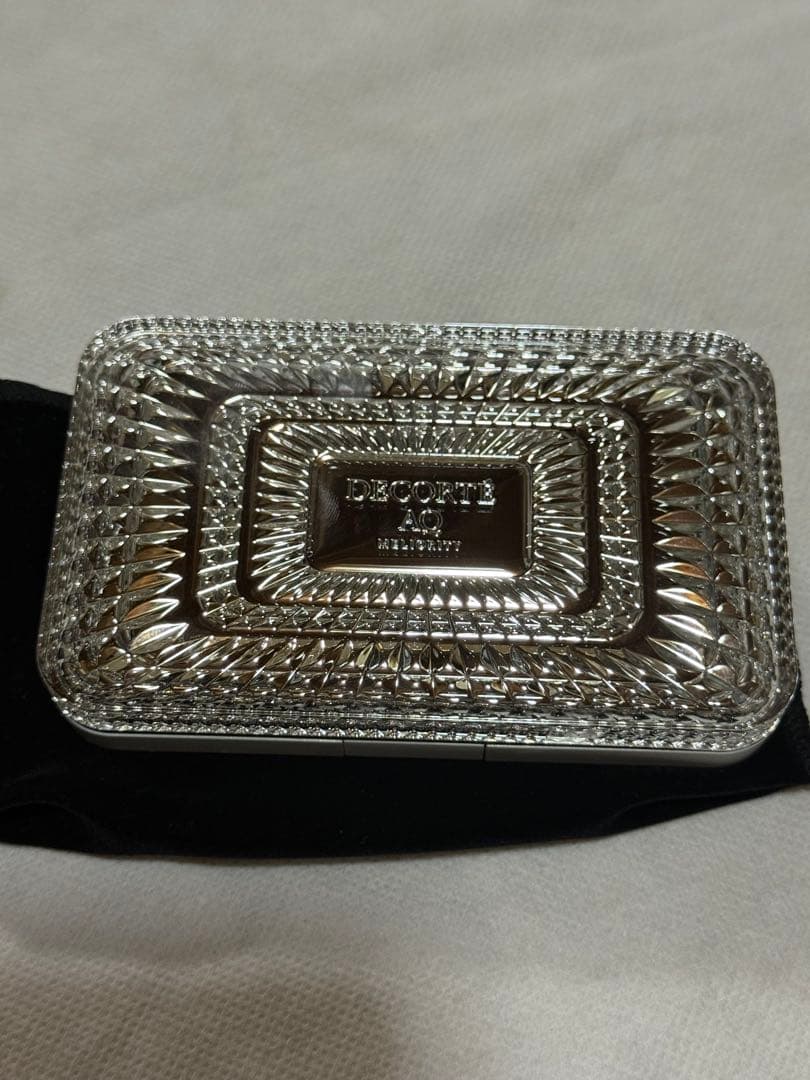 コスメデコルテAQ ミリオリティ　トリートメントパウダーファンデーション AQ ミリオリティ トリートメント パウダーファンデーション / コスメ