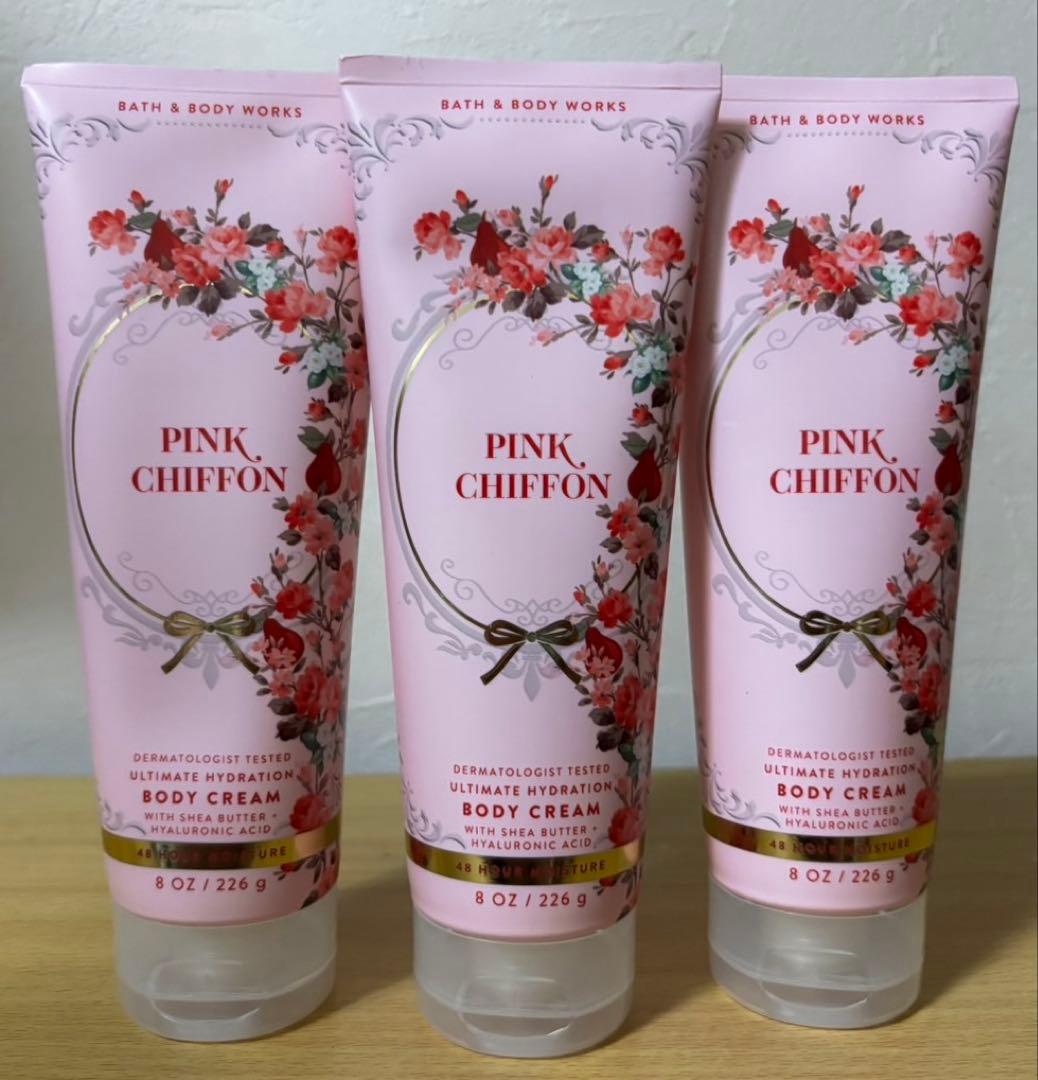 【Pink Chiffon】Bath&bodyworks ボディクリーム　３本 Amazon.com : Bath & Body Works Pink Chiffon 8.0 oz Triple Moisture