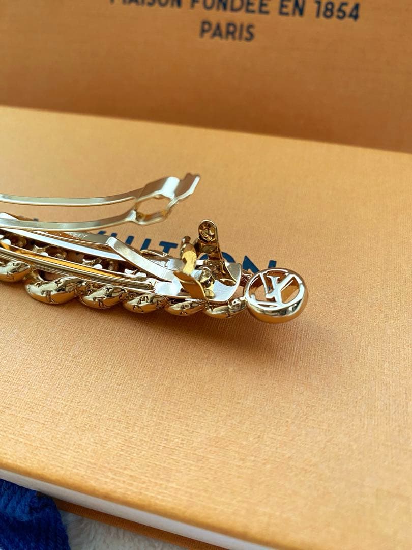 新品未使用LOUIS VUITTONバレッタアクセソワールシュブ2DM00403 - メルカリ