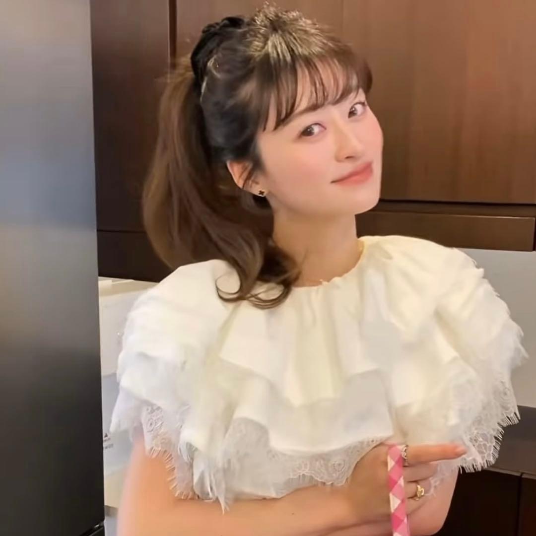 Bibiy COLENNE CAMI TOP white - メルカリ