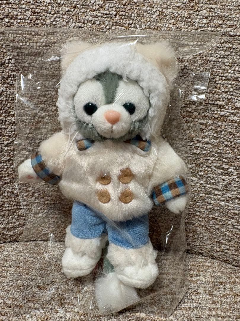 ジェラトーニ ウインターホリデーぬいぐるみバッジ - メルカリ