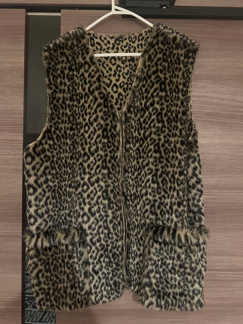 US Fake Fur Leopard Zip Up Vest ベスト 三軒茶屋 - メルカリ