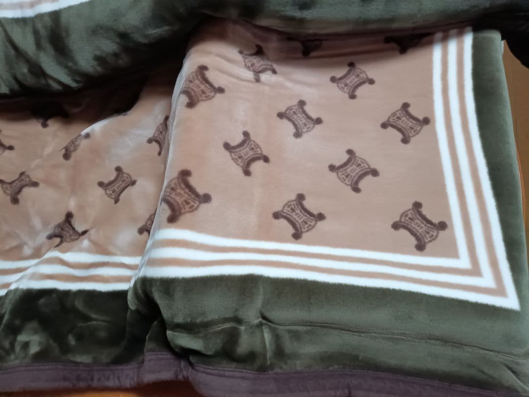 ◎新品 CELINE セリーヌ アクリルニューマイヤー毛布 マカダムボーダー