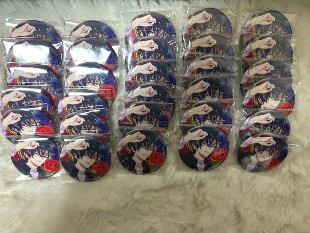 18TRIP 衣川季肋 vol.7缶バッジ 35個セット - メルカリ