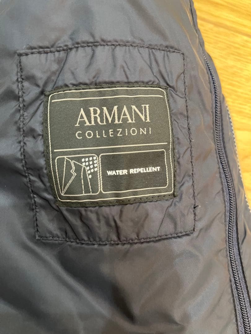 アルマーニ コレツィオーニ ダウンベスト ネイビー フード付き 美品