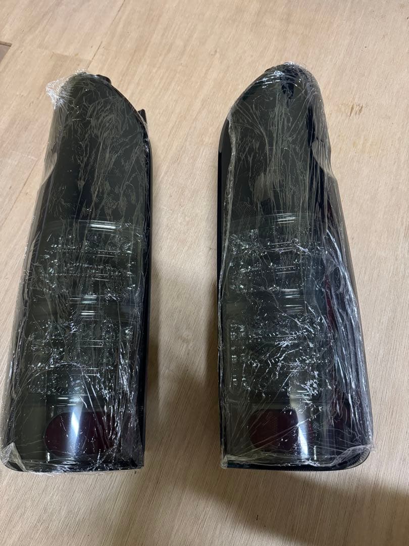 ハイエースLEDテールランプ ハイエース200系 全型全グレード対応 フルLEDテールランプ | LED