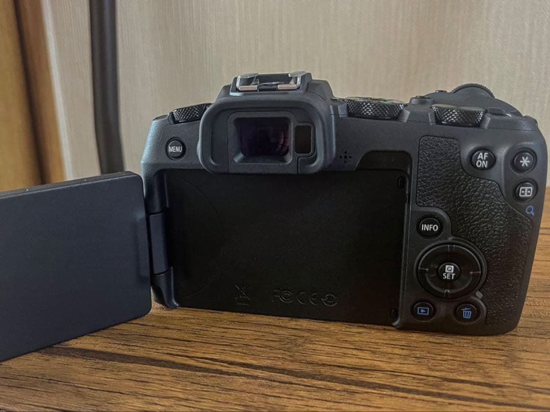 《8/29まで》Canon EOS RP