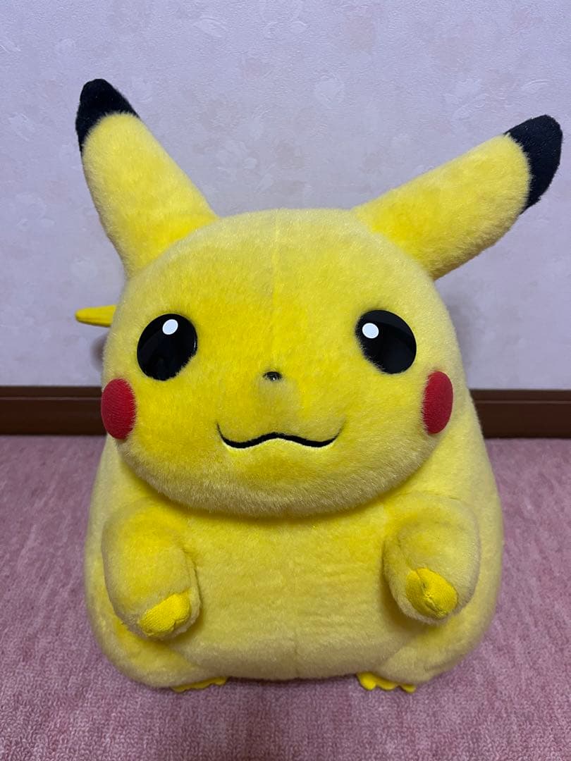 ピカチュウ TOMY ぬいぐるみ 特大 等身大 初代 - メルカリ