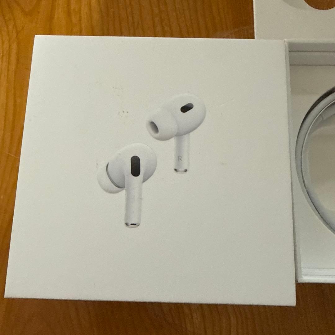 AirPods Pro 本体 ホワイト 充電ケーブル付 Apple、AirPods Pro（第2世代）をUSB-C充電にアップグレード - Apple