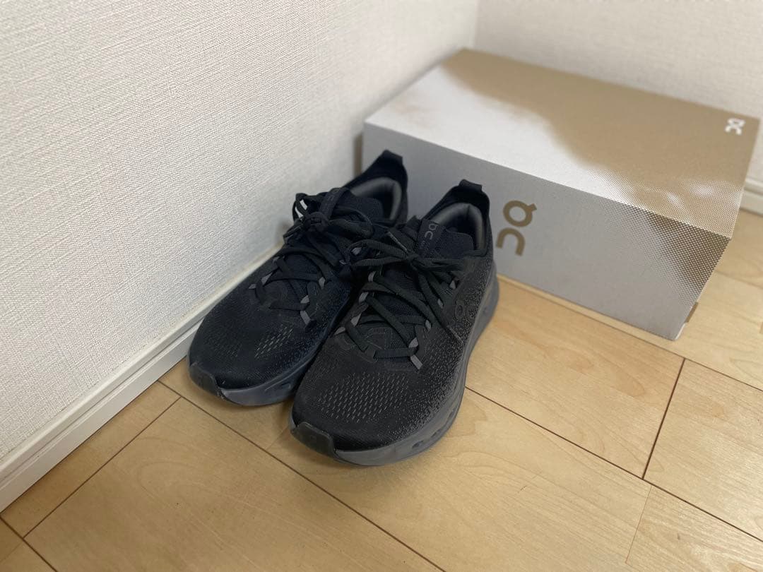 【ほぼ新品】On Cloudsurfer MAX Wide メンズ　26.0cm