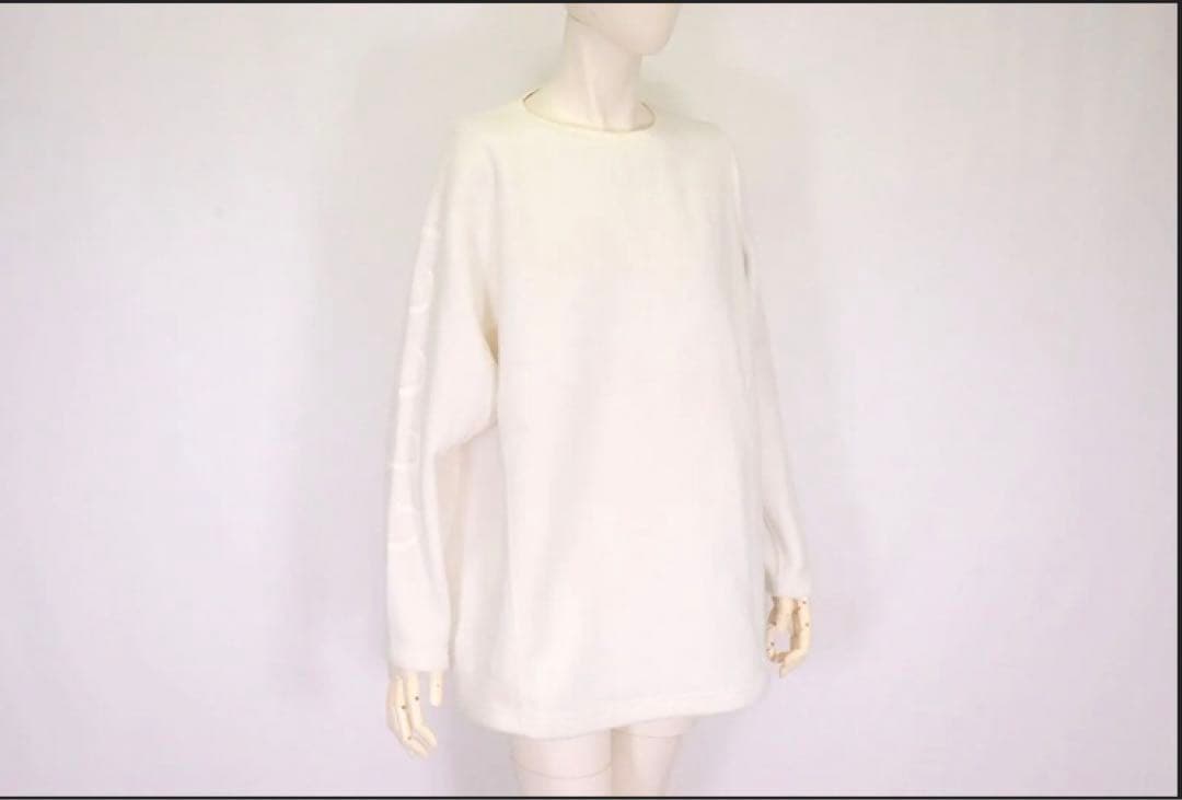 GUCCI★ロゴ刺繍フリーストップス ハーフジップロゴ刺繍フリーストップス(Tシャツ・カットソー