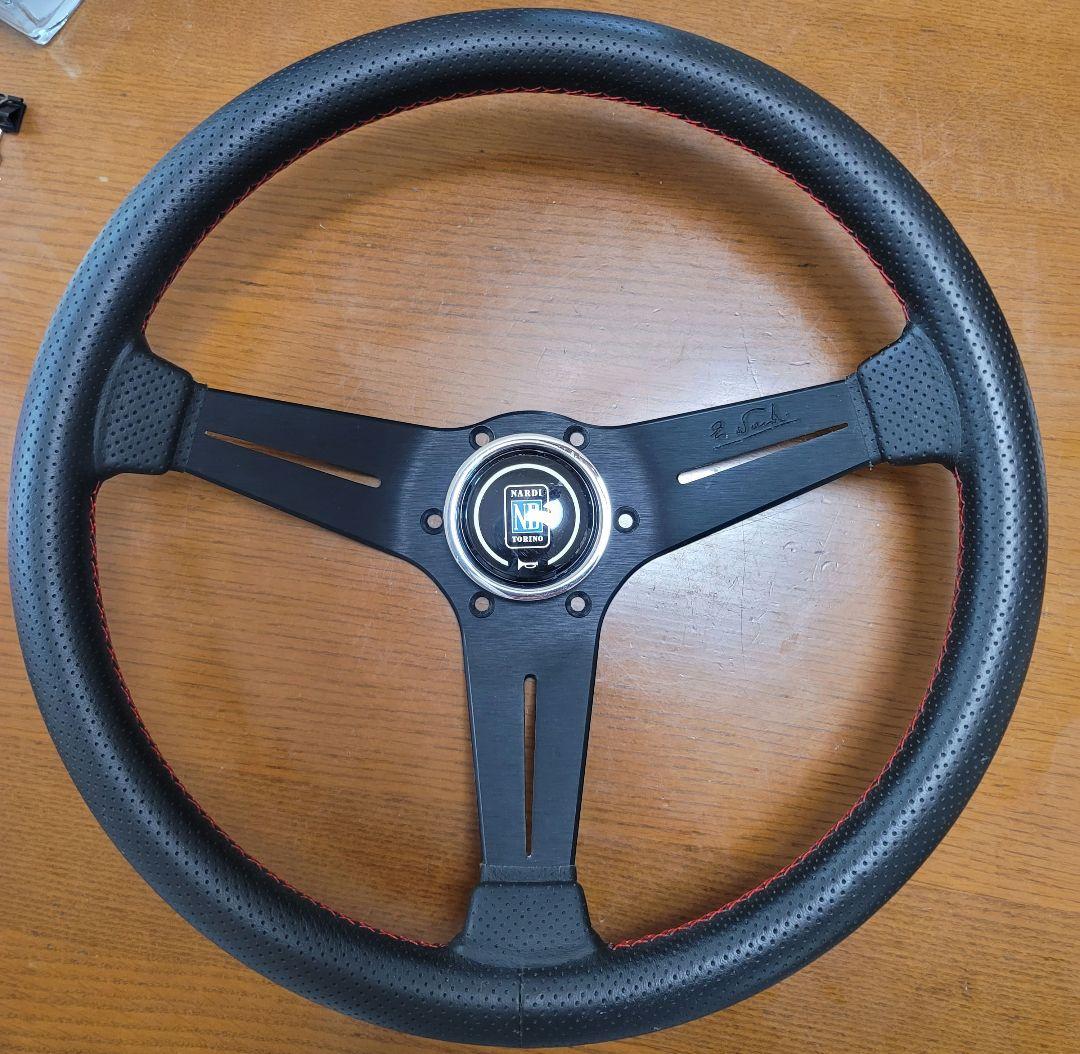 ナルディ[NARDi] クラシックレザーステアリング NARDI ナルディ(NARDI) ステアリング クラシック(Classic)スムース