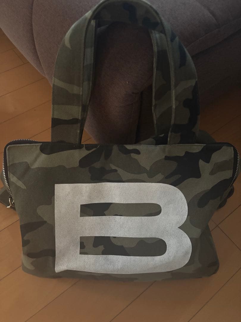 BEEDEN big B logo bag - メルカリ