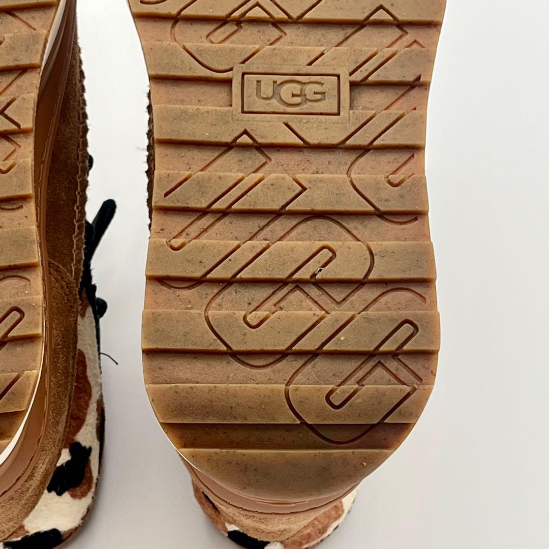 UGG アグ NEUMEL COW PRINT 厚底 ブーツ 22.5cm カウ