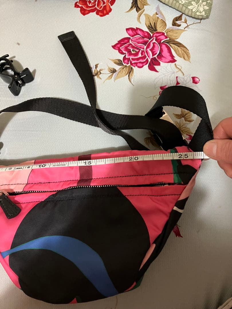 モンクレール ボディバッグ・ウエストポーチ カラフル