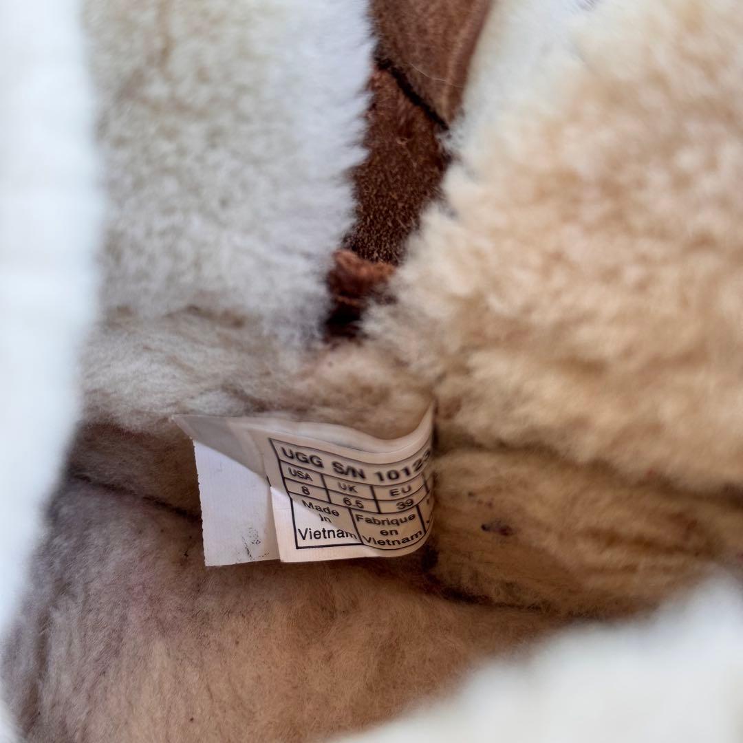 UGG アグ W MCKAY ショートブーツ ムートンブーツ チェスナット - メルカリ