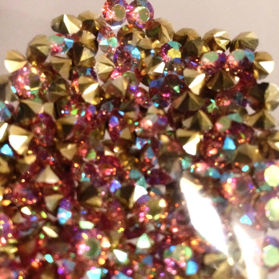 ✧在庫限り✧レア✧4.7mm✧ABカラー✧AAA級✧Vカットストーン✧チャトン