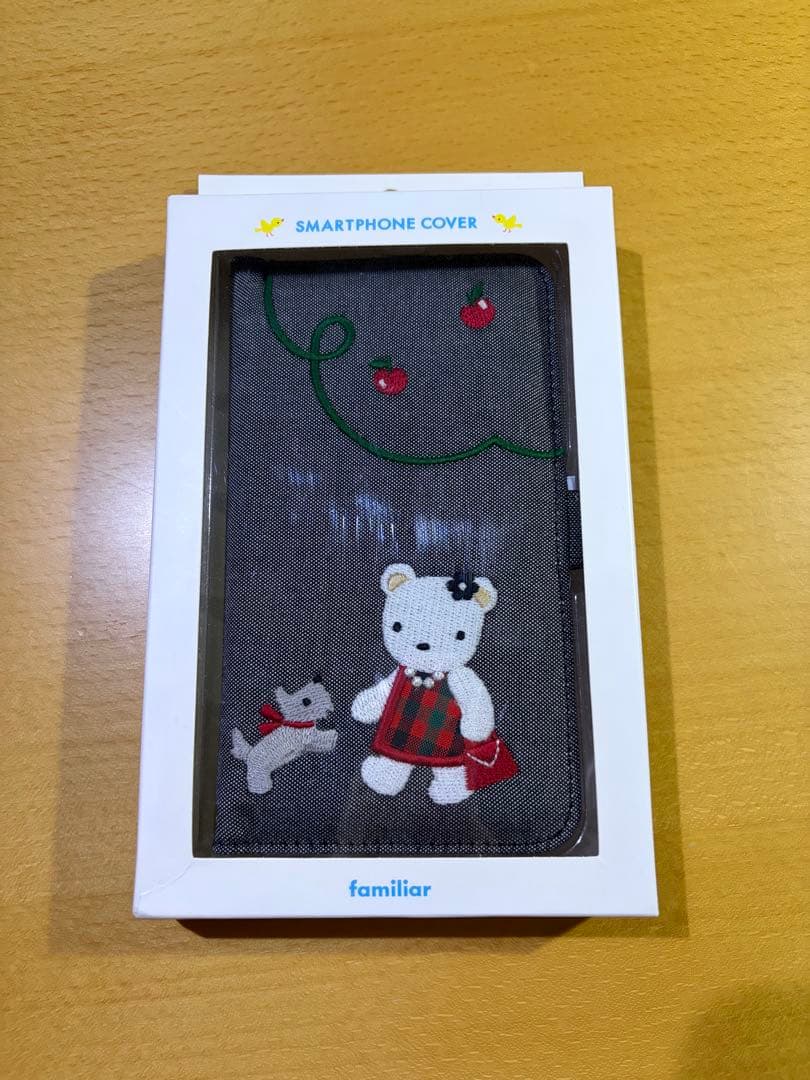 familiar スマートフォンカバー クマと犬刺繍 - メルカリ