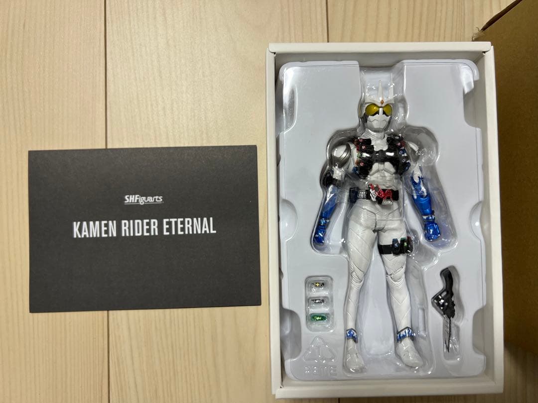 【開封済み・美品】真骨彫製法 仮面ライダーエターナル S.H.Figuarts