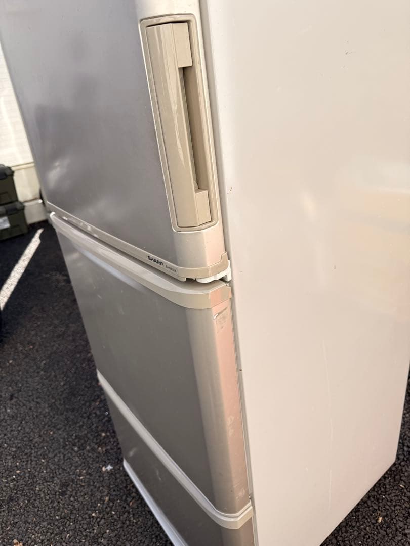 引き取り船橋市)」350l sharp冷蔵庫 両方ともドア開けれるタイプ