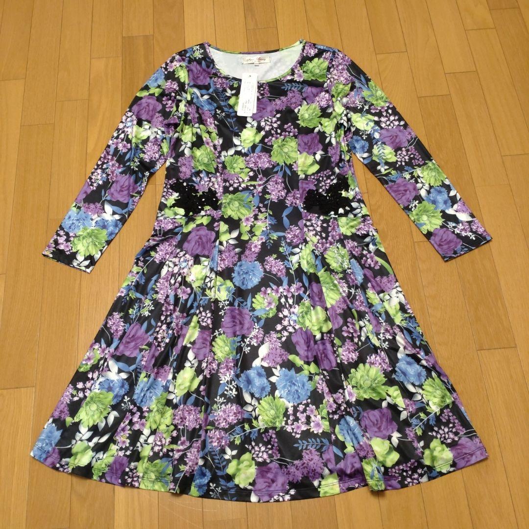 Super Beauty 花柄ワンピース ＬＬサイズ　新品 半額以下 Super Beauty スーパービューティー 花柄 ワンピース LL