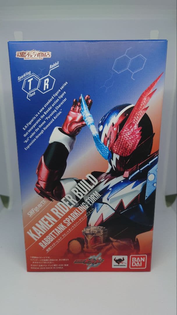 S.H.Figuarts 仮面ライダービルド ラビットタンクハザードフォーム